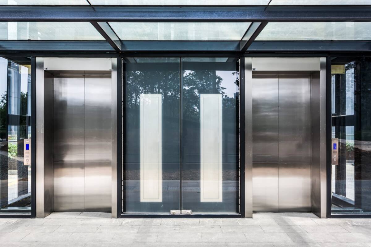 PORTE AUTOMATIQUE COULISSANTE | Ascenseurs Techniques Habitat Quels sont les types de porte automatique ? Hœnheim