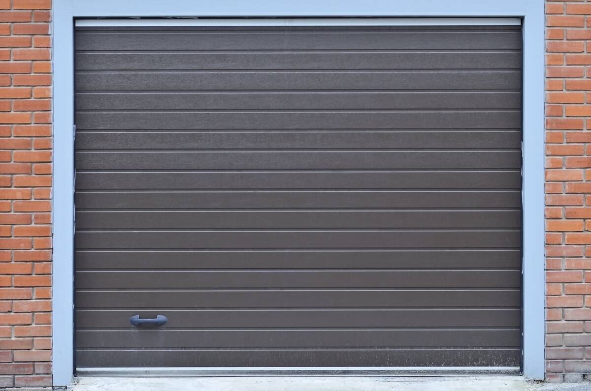 Quel mat&eacute;riau choisir pour ma porte de garage ? Lingolsheim
