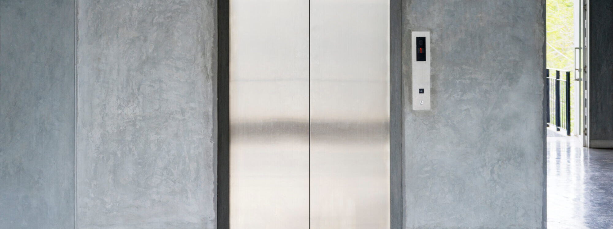 Installation d’ascenseur et de monte-charge pr&egrave;s de Strasbourg dans le Bas-Rhin Bischwiller